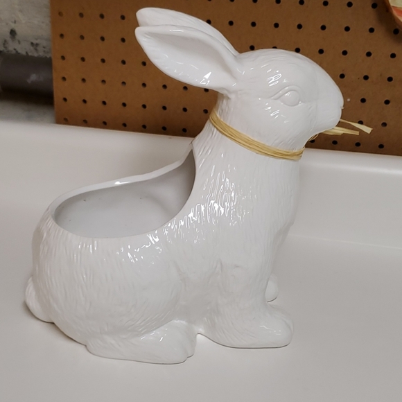 🆕️ Ceramic Bunny planter - Picture 4 of 4